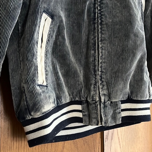Billabong bomber jacket medium - Picture 2 of 4